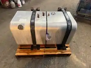 Used 2007 HINO 268 Fuel Tank (Stock #14899)) Part Image