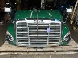 Used 2010 FREIGHTLINER CASCADIA 125 Hood (Stock #15984)) Part Image