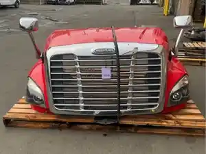 Used 2014 FREIGHTLINER CASCADIA 125 Hood Image