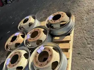 Used 2015 GMC Wheel (Stock #16162)) Part Image