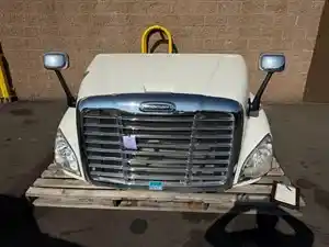 Used 2016 FREIGHTLINER CASCADIA Hood (Stock #17327)) Part Image