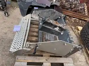 Used 2019 INTERNATIONAL LT625 Battery Box Image