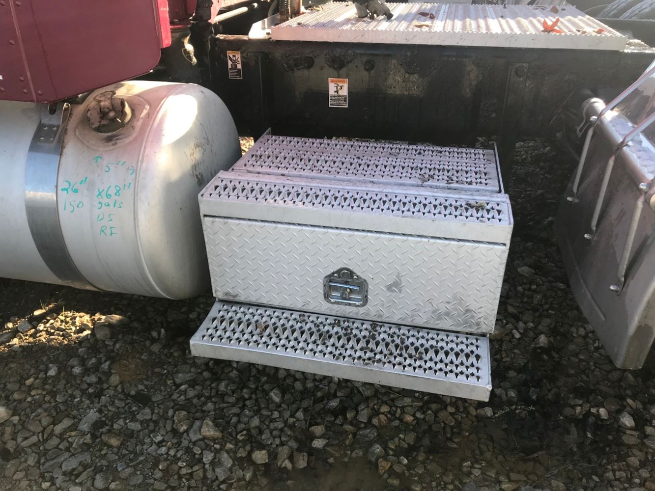 2007 Peterbilt 379 (Stock 379) Tool Boxes TPI