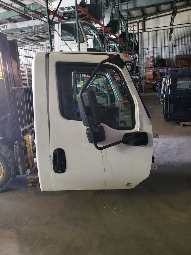 New Universal International MV607 Door for sale Derma Mississippi