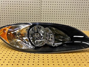 New Universal International PROSTAR Headlamp Assy (Stock #468)) Part Image