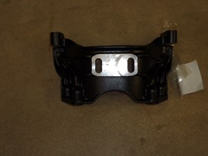 New 2014 Freightliner COLUMBIA Engine Mount (Stock #US A47-2223-1604)) Part Image