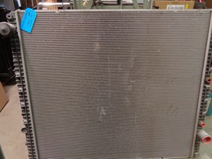 Used 2014 Freightliner Cascadia Radiator (Stock #970035255)) Part Image