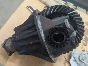 Core Isuzu NPR Differential Core (Stock #751)) Part Image