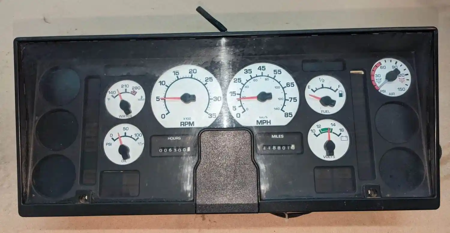 Used International 4700 Instrument Cluster for sale Forest Park
