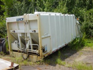 Used Refuse and Rolloffs Truck Box/Body Image