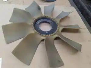 Used International DT466E Fan Image