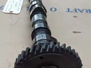 Used Isuzu 4HK1 Camshaft (Stock #324)) Part Image