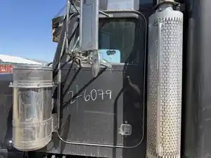 Used 1999 Peterbilt 379 Door (Stock #2-6079-7)) Part Image