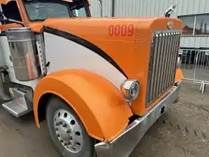 Used 2003 Peterbilt 379 Hood (Stock #2-5091-4)) Part Image