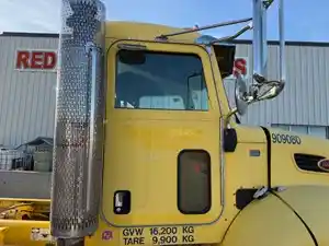Used 2010 Peterbilt 340 Door (Stock #2-5127-7)) Part Image