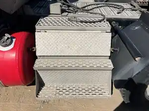 Used 2014 Peterbilt 587 Tool Box (Stock #2-5085-6)) Part Image