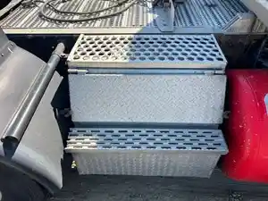 Used 2014 Peterbilt 587 Tool Box (Stock #2-5085-5)) Part Image