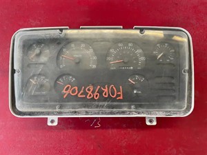 Used 1998 Ford AT9513 Aeromax 113 Instrument Cluster (Stock #FOR98706-10)) Part Image