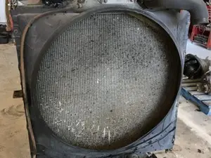 Used 2006 Volvo VNL630 Radiator (Stock #VOL06661-10)) Part Image