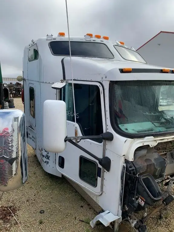 Used, Recycled, New, and Aftermarket Heavy Duty Truck Parts