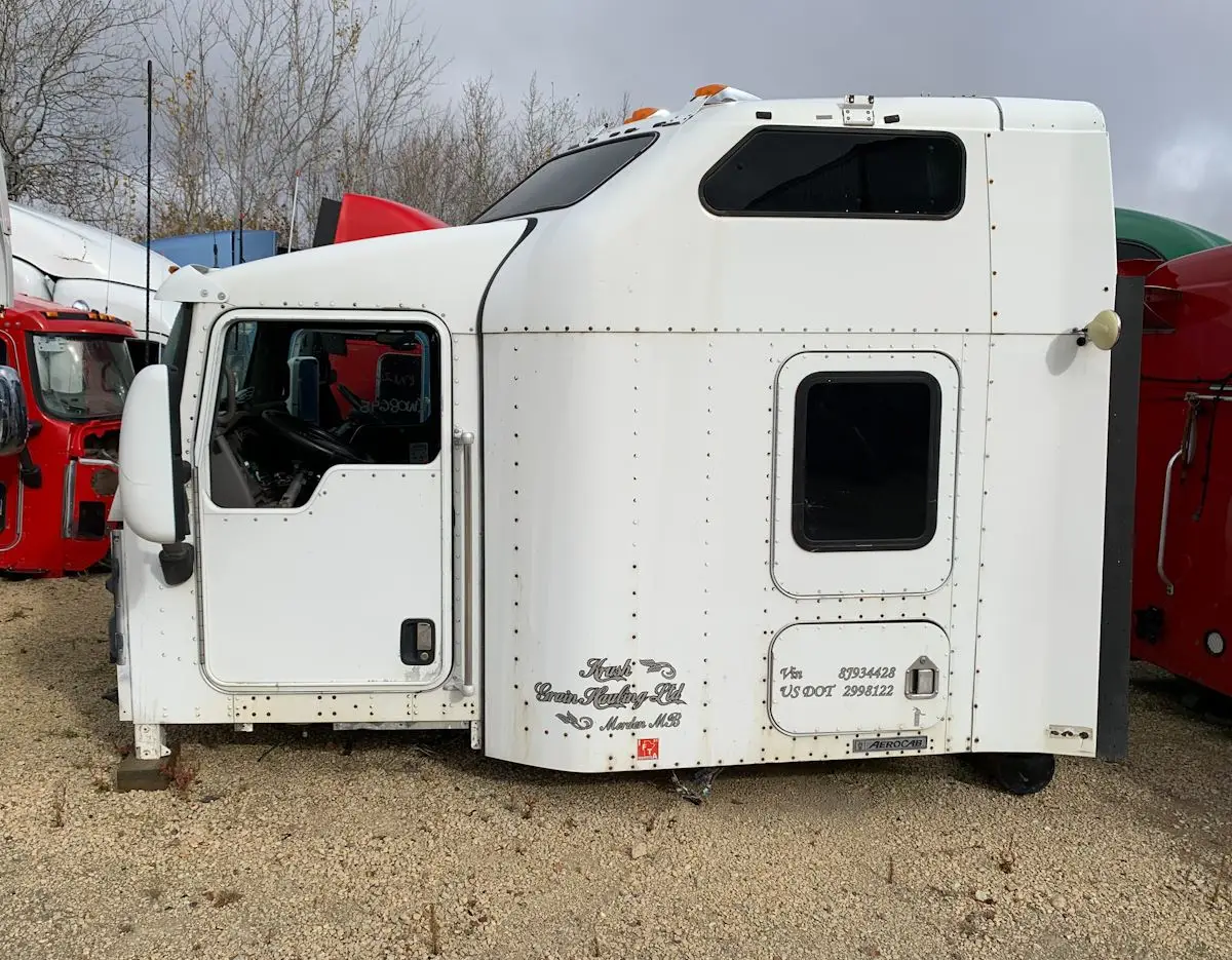 Used, Recycled, New, and Aftermarket Heavy Duty Truck Parts
