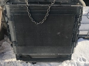 Used 2008 Peterbilt 386 A/C Condenser (Stock #PET08437-14)) Part Image