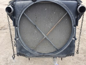Used 2011 Kenworth T700 Radiator (Stock #KW11374-11)) Part Image