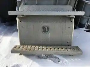 Used 2013 Freightliner Cascadia 125 Battery Box Cover (Stock #FRT13680-12)) Part Image