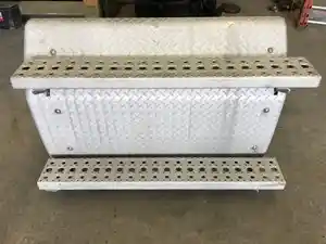 Used 2014 Freightliner Cascadia 125 Battery Box Cover (Stock #FRT14669-19)) Part Image