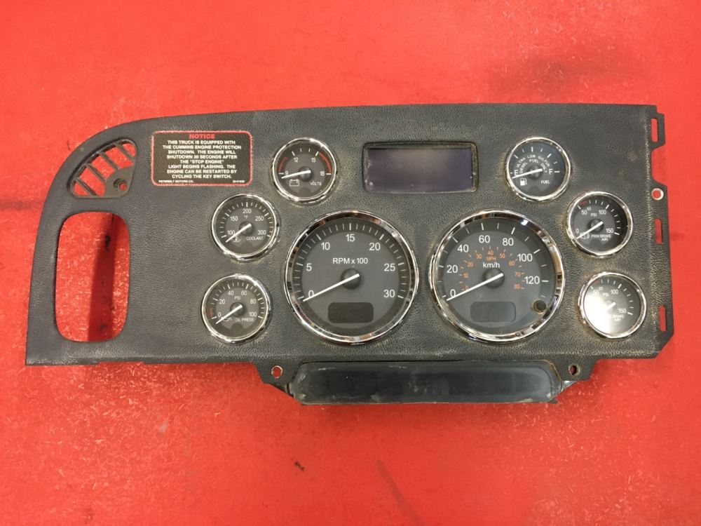 2015 Peterbilt 389 (Stock PET1563121) Instrument Cluster TPI