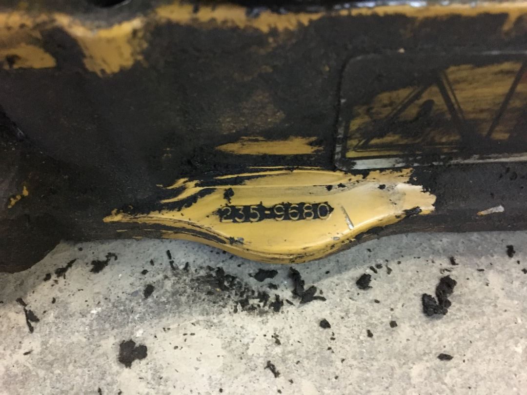 Used Caterpillar C7ACERT Valve Cover for sale Anola Manitoba Canada