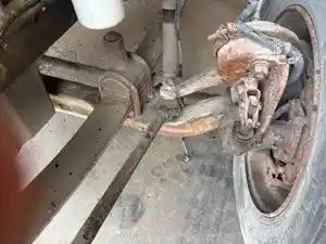 Used 1997 Freightliner FLD120 Front Axle, Complete (Stock #FRT97802-6)) Part Image
