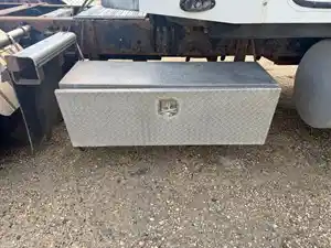 Used 2004 Freightliner Columbia 120 Tool Box (Stock #FRT04860-15)) Part Image