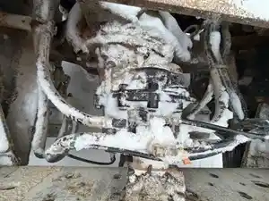 Used 2005 Eaton DS405 Front Rear (Tandem Front) (Stock #VOL05842-1)) Part Image