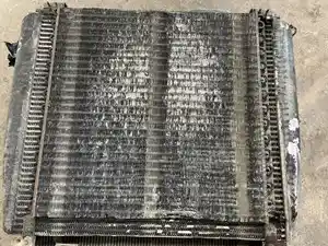 Used 2005 Peterbilt 378 A/C Condenser (Stock #PET05835-8)) Part Image
