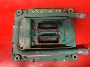 Used 2005 Volvo VE D12 ECM (Stock #VOL05842-13)) Part Image