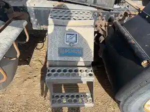 Used 2013 Mack CXU613 Tool Box (Stock #MAC13861-16)) Part Image