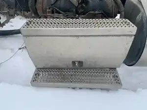 Used 2016 Peterbilt 579 Battery Box (Stock #PET16822-15)) Part Image