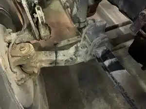 Used 2017 Kenworth T680 Front Axle, Complete (Stock #KW17725-10)) Part Image