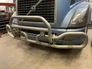 Used 2017 Volvo VNL Moose Bumper (Stock #VOL17729-11)) Part Image