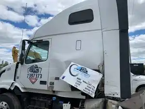Used 2017 Volvo VNL670 Cab (Stock #VOL17858-16)) Part Image