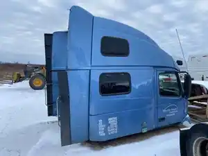 Used 2017 Volvo VNL780 Cab (Stock #VOL17729-16)) Part Image