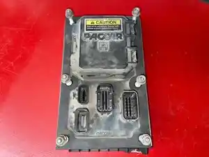 Used 2022 Kenworth T680 Fuse Box (Stock #KW22838-22)) Part Image