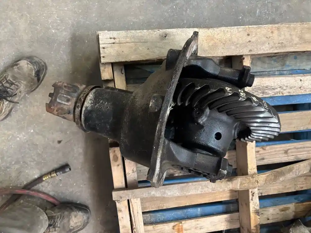 Used, Recycled, New, and Aftermarket Heavy Duty Truck Parts