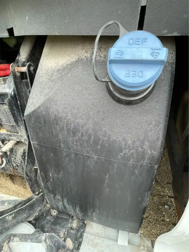 Used 2023 Peterbilt 579 DEF Tank for sale Anola Manitoba Canada DEF