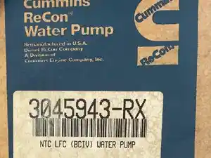 Used Cummins B/C  4 Water Pump Image