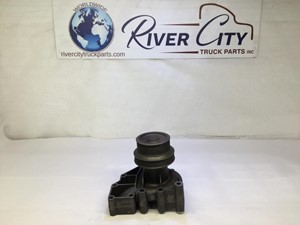 New Cummins ISX Water Pump Image