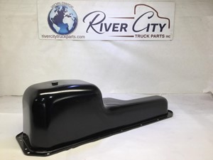 New International DT466 Oil Pan Image