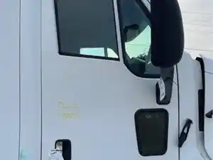 Used 2005 Peterbilt 387 Door (Stock #178803)) Part Image