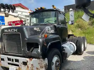 Used 1987 Mack R686ST Miscellaneous (Stock #734)) Part Image